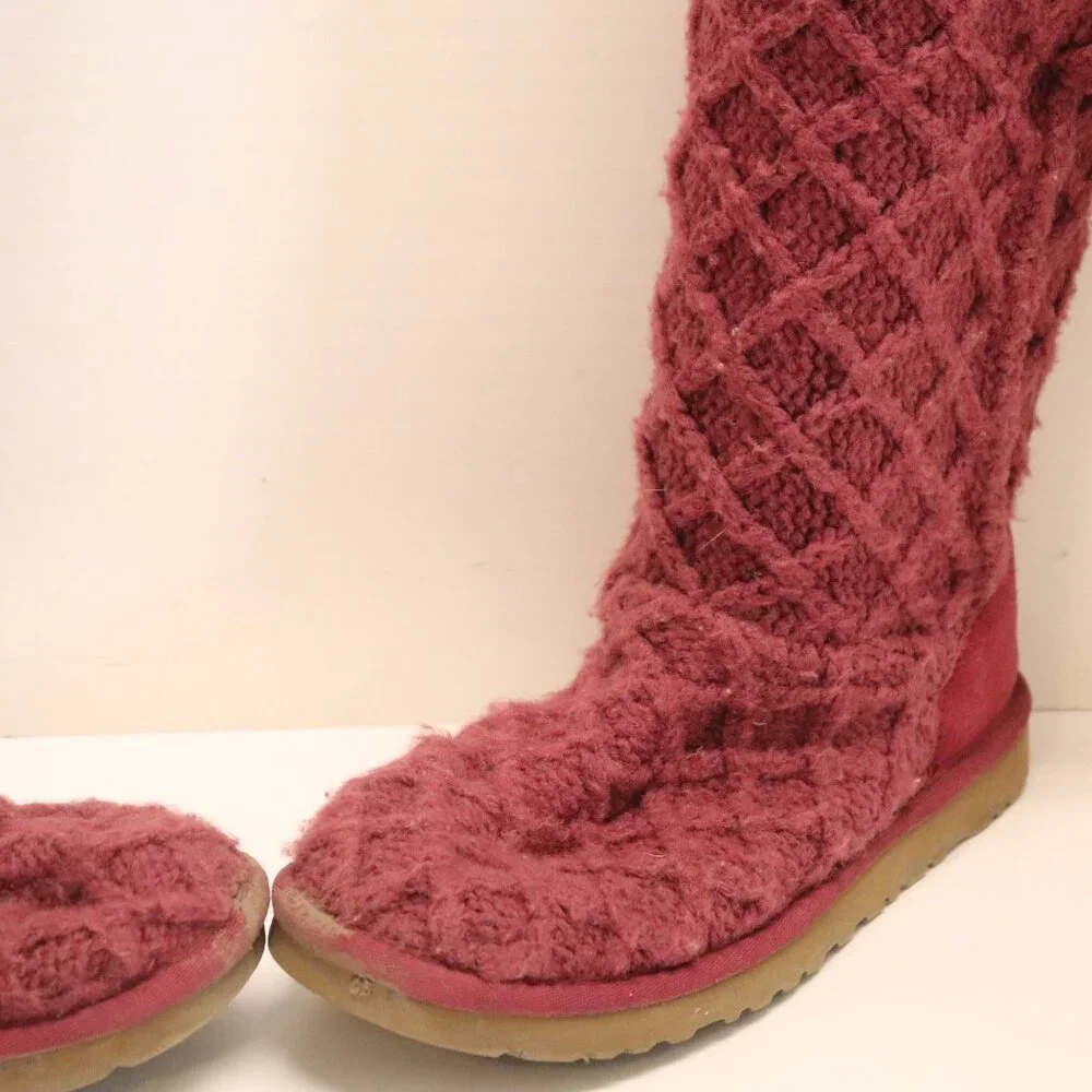UGG Women's Sock‎ Boot Maroon Size 7 Made in Australia Upper Material Cotton